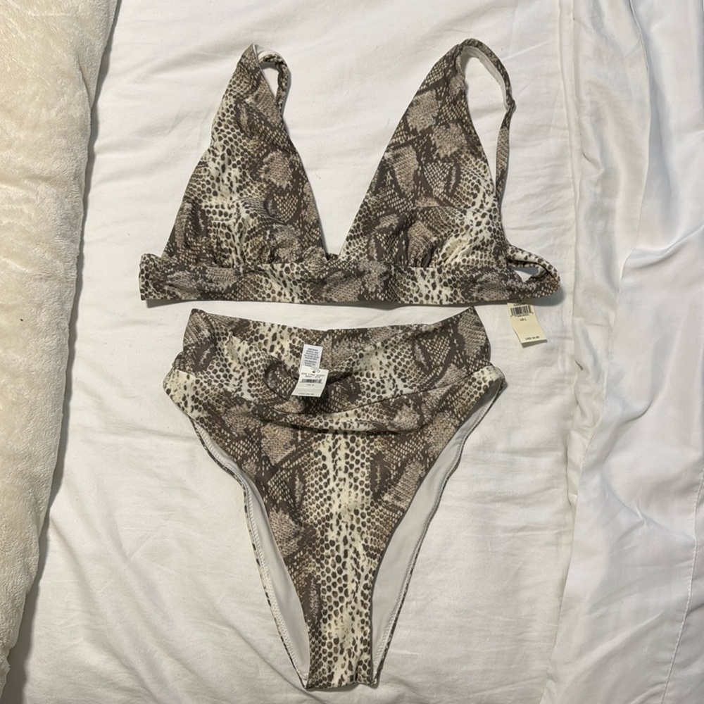 Brand New W/tags Aerie snakeskin high waisted Bikini!